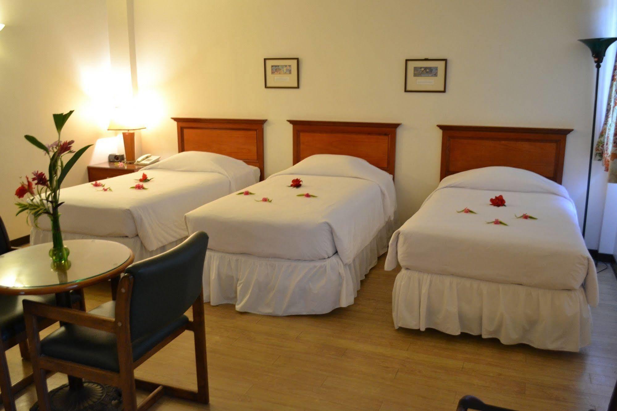 Hotel West Plaza Malakal Koror Zewnętrze zdjęcie